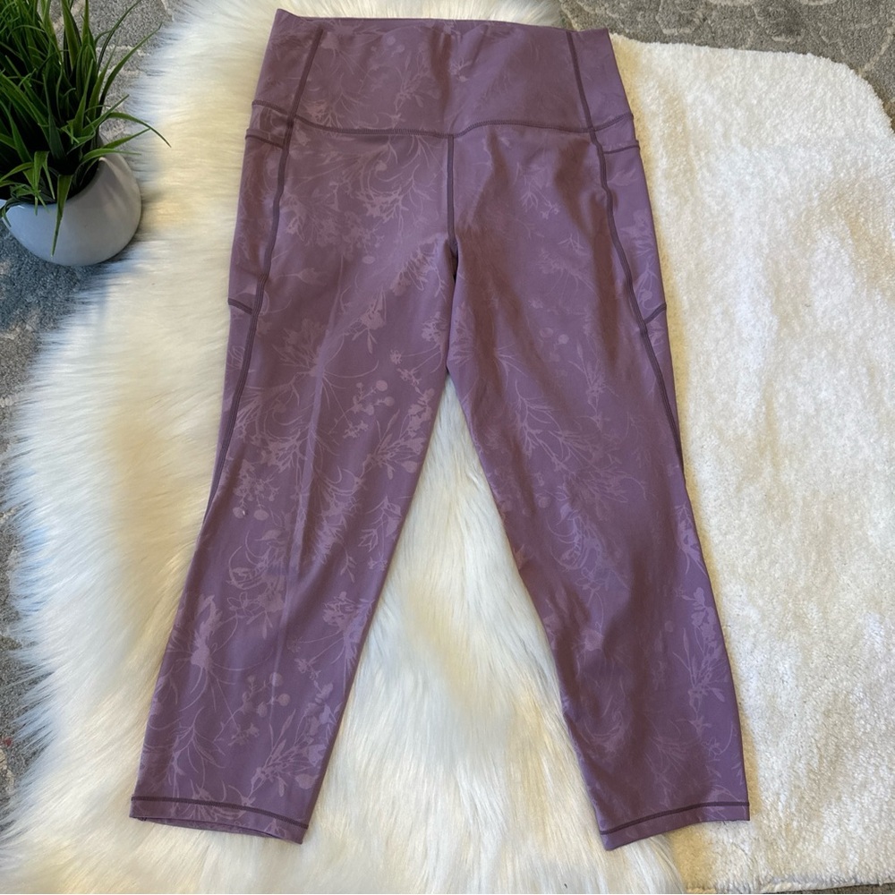 Zyia Women Light Lilac Floral Pocket Hi Rise Pull On Activewear Capri sz 8-10